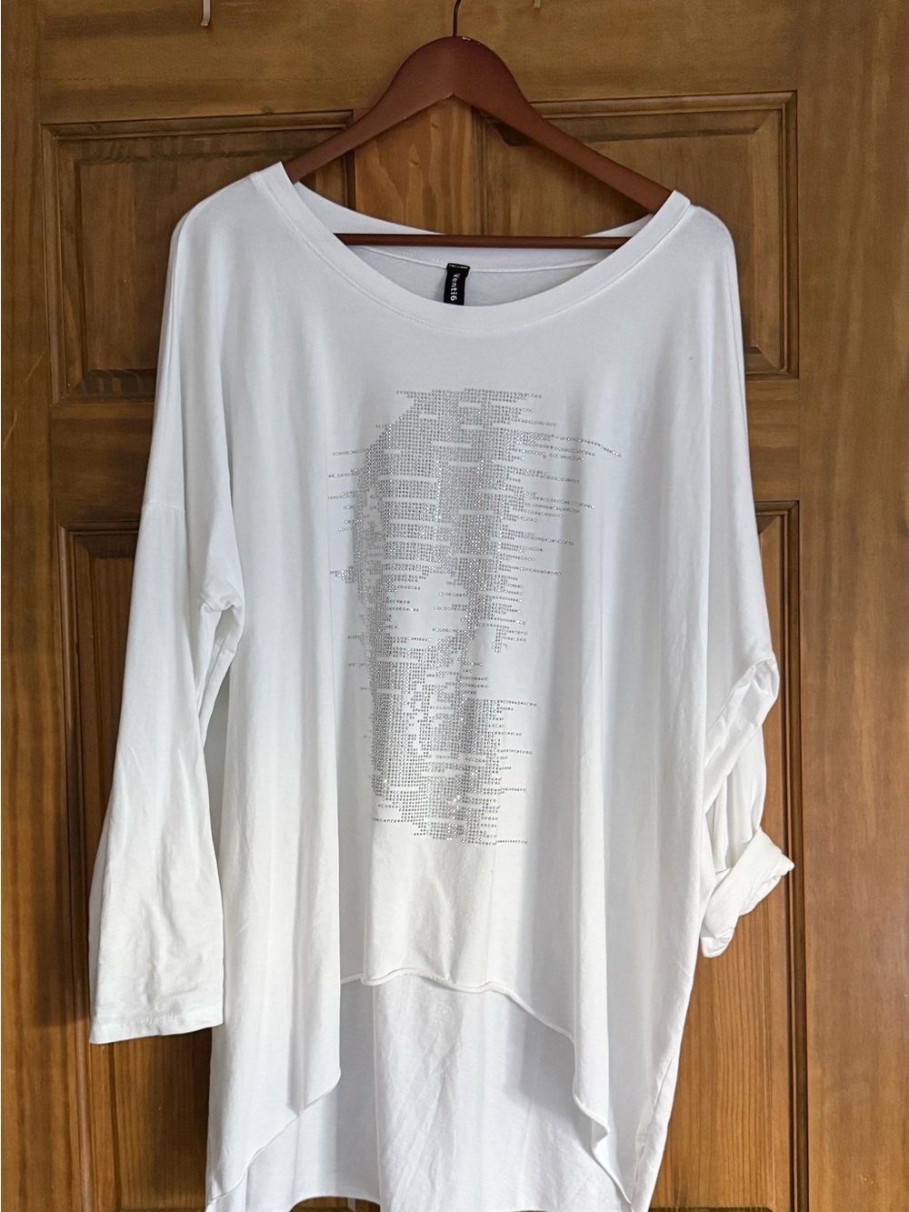 Women's White Long Sleeve High-Low Tunic with Subtle Front Detail